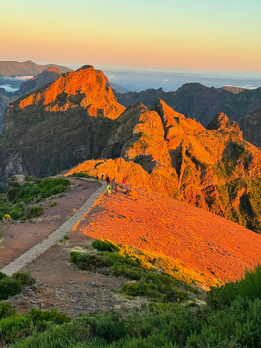 Private East Coast Heritage Route: Pico do Arieiro & Traditional Santana